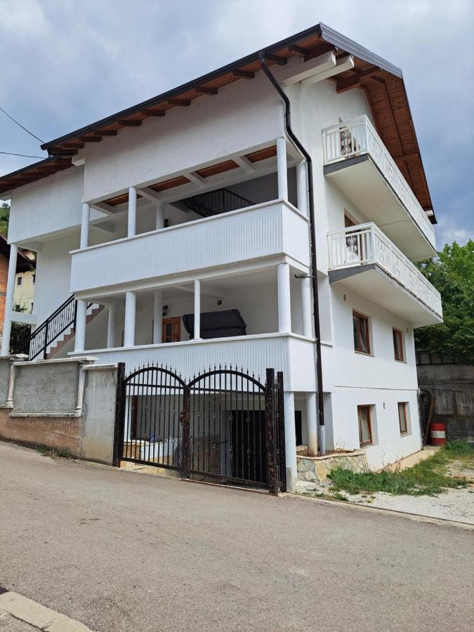 Apartments Neyla Sarajevo Luaran gambar