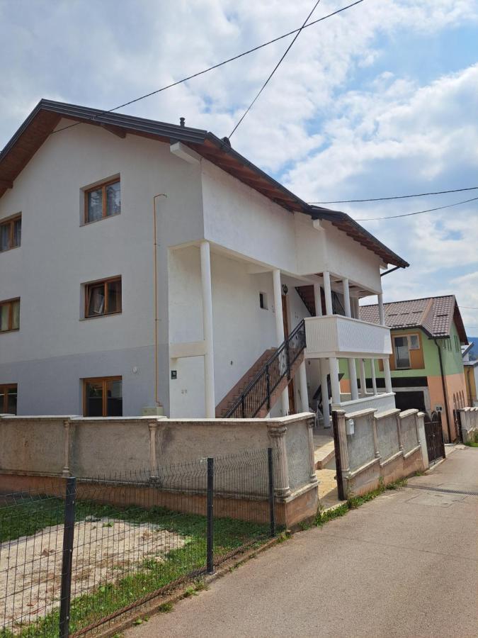 Apartments Neyla Sarajevo Luaran gambar